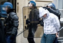 Uhapšen navijač Partizana osumnjičen za napad na pripadnika Žandarmerije uhapsen-navijac-partizana-osumnjicen-za-napad-na-pripadnika-zandarmerije