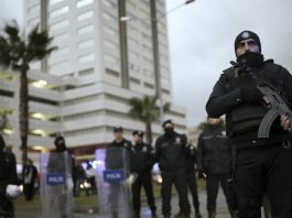 turska-policija-privela-33-osobe-zbog-sumnje-da-su-pripremale-napade-pred-izbore