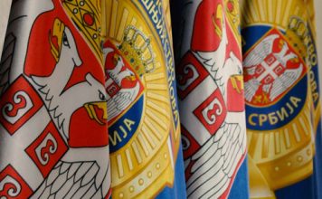 MUP: Dve osobe uhapšene zbog krađe 117.000 evra iz jedne kuće u Novom Bečeju mup:-dve-osobe-uhapsene-zbog-kradje-117.000-evra-iz-jedne-kuce-u-novom-beceju