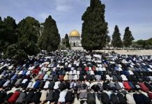 Uprkos izraelskim ograničenjima: Oko 125.000 Palestinaca klanjalo džuma-namaz u Al-Aksi uprkos-izraelskim-ogranicenjima:-oko-125.000-palestinaca-klanjalo-dzuma-namaz-u-al-aksi