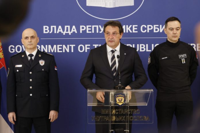 gasic:-istraga-isla-u-tri-pravca,-nadali-smo-se-da-je-dete-zivo gasic:-istraga-isla-u-tri-pravca,-nadali-smo-se-da-je-dete-zivo