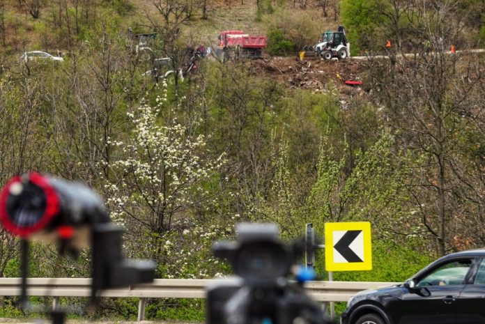 pretrazuju-deponiju-i-selo-iz-koga-je-jedan-od-osumnjicenih-za-ubistvo-devojcice pretrazuju-deponiju-i-selo-iz-koga-je-jedan-od-osumnjicenih-za-ubistvo-devojcice