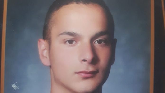 nestao-tinejdzer-iz-novog-pazara:-mikica-otisao-da-proseta-i-od-tada-mu-se-gubi-svaki-trag