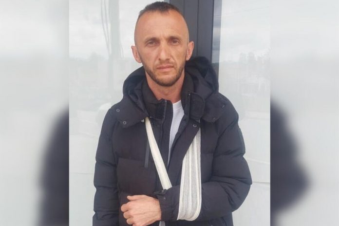 skandal-u-skoli-u-tutinu!-nastavnik-tvrdi-da-ga-je-prebio-pomocnik-direktora skandal-u-skoli-u-tutinu!-nastavnik-tvrdi-da-ga-je-prebio-pomocnik-direktora