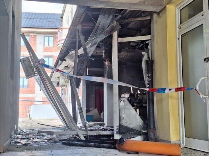 pozar-u-centru-cacka:-prvo-se-cula-ekspolzija,-uvidjaj-u-toku