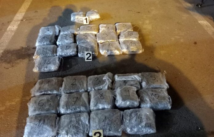 bugarska:-zaplenjeno-vise-od-400-kilograma-heroina-skrivenog-u-kamionu