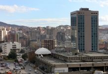 Eksplozija u dvorištu srpske kuće kod Kosovske Kamenice,sumnja se na ručnu bombu eksplozija-u-dvoristu-srpske-kuce-kod-kosovske-kamenice,sumnja-se-na-rucnu-bombu