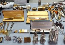 Carinici sprečili krijumčarenje 300 komada starinskog pokućstva carinici-sprecili-krijumcarenje-300-komada-starinskog-pokucstva