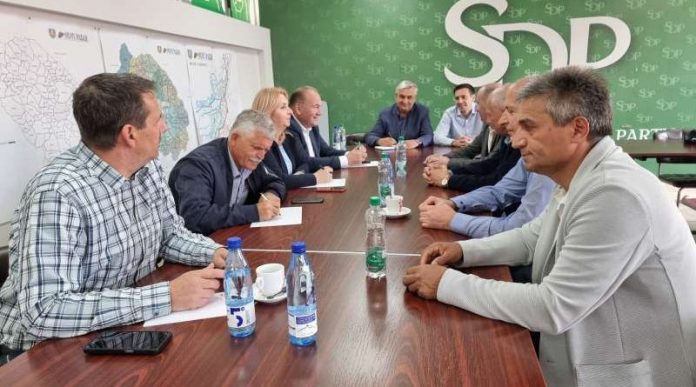 radni-vikend-u-sdp:-zasedali-politicki-savet-i-komisija-za-statutarna-pitanja radni-vikend-u-sdp:-zasedali-politicki-savet-i-komisija-za-statutarna-pitanja