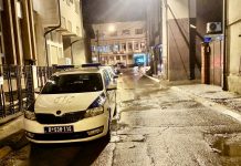 Tuča u Novom Pazaru! Sevali noževi, jedno lice izbodeno tuca-u-novom-pazaru!-sevali-nozevi,-jedno-lice-izbodeno