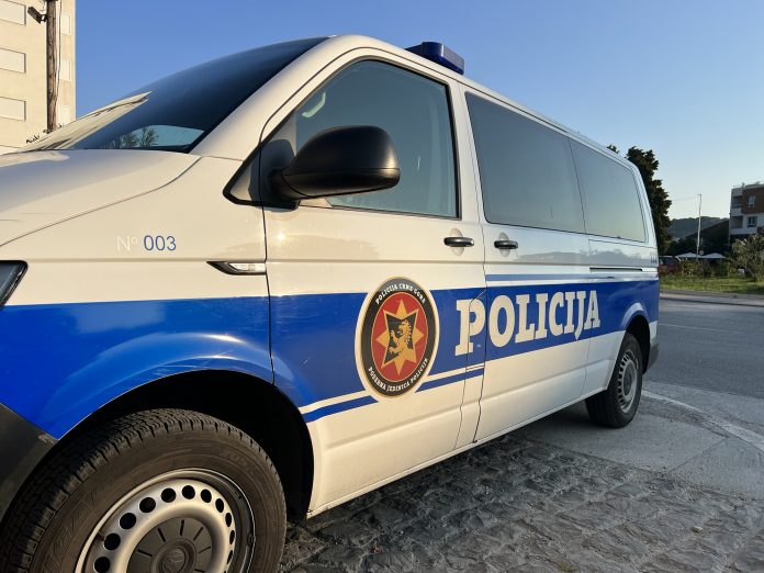 nasilje-u-skolama-se-siri-i-regionom!-sukob-vise-ucenika-kod-podgoricke-gimnazije