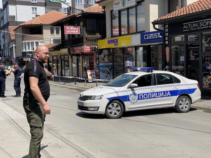 hapsenje-u-novom-pazaru!-pretukao-muskarca-u-servisu-mobilnih-telefona hapsenje-u-novom-pazaru!-pretukao-muskarca-u-servisu-mobilnih-telefona