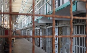 Pritvor do 30 dana ženi koja je nanela ubodne rane maloletnoj ćerki pritvor-do-30-dana-zeni-koja-je-nanela-ubodne-rane-maloletnoj-cerki