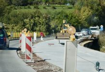 Potpuna obustava saobraćaja na deonici Tutin – Mehov krš zbog asfaltiranja potpuna-obustava-saobracaja-na-deonici-tutin-–-mehov-krs-zbog-asfaltiranja