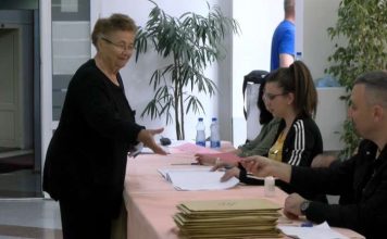 Do 11 sati u Raški glasalo 15,15% upisanih birača do-11-sati-u-raski-glasalo-15,15%-upisanih-biraca