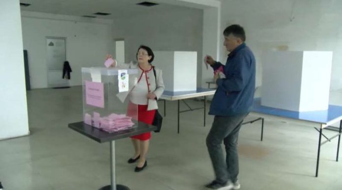 do-10h-u-tutinu-glasalo-4,74%-upisanih-biraca