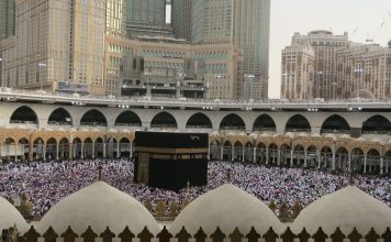 Deca OŠ “Stefan Nemanja” poklonila učiteljici Umru deca-os-“stefan-nemanja”-poklonila-uciteljici-umru