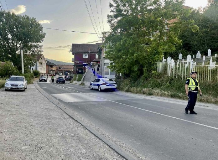 saobracajka-u-novom-pazaru!-povredjena-desetogodisnjakinja-(foto) saobracajka-u-novom-pazaru!-povredjena-desetogodisnjakinja-(foto)