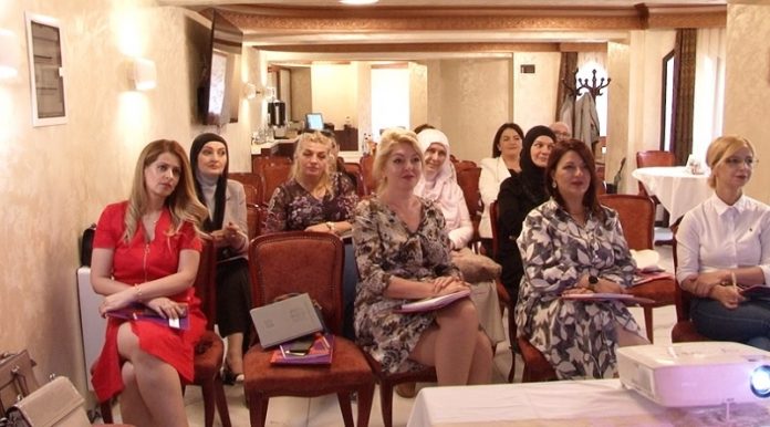 odrzan-seminar -“politicko-osnazivanje-i-liderstvo-zena”