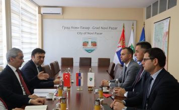Sastanak ambasadora Turske i gradskih zvaničnika u Novom Pazaru sastanak-ambasadora-turske-i-gradskih-zvanicnika-u-novom-pazaru