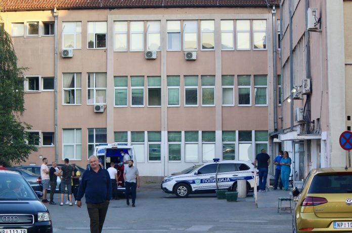 decak-povredjen-u-novom-pazaru-bice-transportovan-u-tercijarnu-zdravstvenu-ustanovu