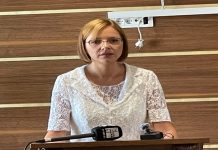 Za predsednincu Skupštine Sjenice glasali svi odbornici za-predsednincu-skupstine-sjenice-glasali-svi-odbornici