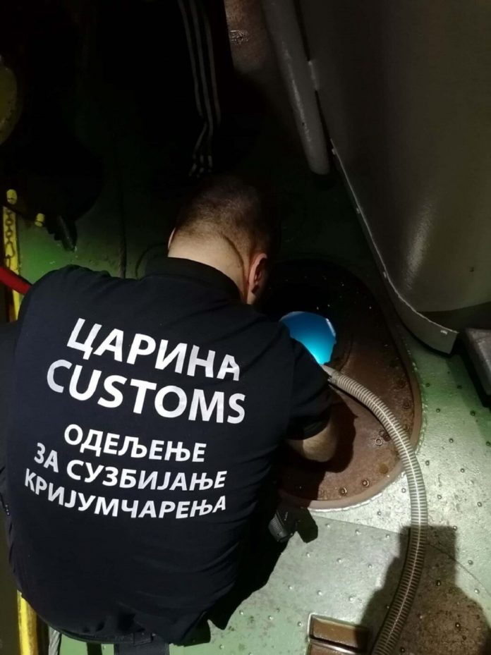 carina-sprecila-sverc-skupocenog-sata-vrednog-12.000-evra carina-sprecila-sverc-skupocenog-sata-vrednog-12.000-evra