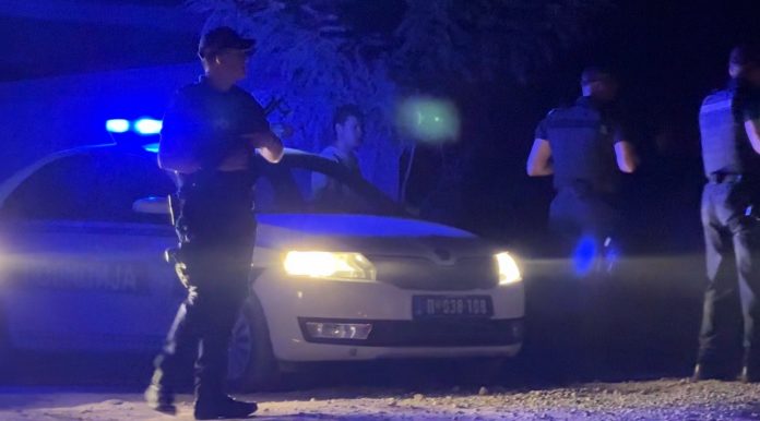 migrant-pucao-i-bacio-bombe-na-mestane-i-policiju-u-nevesinjskom-selu