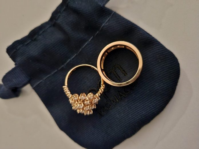 na-aerodromu-“nikola-tesla”-zadrzano-zlatno-prstenje-vredno-7.000-evra