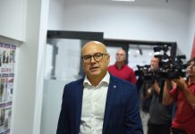 PREMIJER VUČEVIĆ SUTRA U NOVOM PAZARU! Obilazak renovirane škole i nove sportske dvorane premijer-vucevic-sutra-u-novom-pazaru!-obilazak-renovirane-skole-i-nove-sportske-dvorane