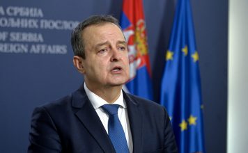 Dačić: U Sobmoru uhapšeni osumnjičeni za krijumčarenje pripadnika kriminalnih grupa dacic:-u-sobmoru-uhapseni-osumnjiceni-za-krijumcarenje-pripadnika-kriminalnih-grupa