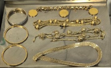 Na Horgošu carinici pronašli 400 grama neprijavljenog zlata na-horgosu-carinici-pronasli-400-grama-neprijavljenog-zlata