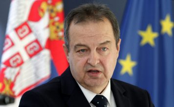 Dačić: Za oružje na Novom Beogradu sumnja se na kriminalnu grupu koja deluje u inostranstvu dacic:-za-oruzje-na-novom-beogradu-sumnja-se-na-kriminalnu-grupu-koja-deluje-u-inostranstvu