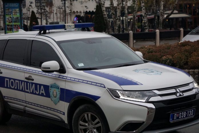 pusku-i-municiju-skrivao-u-vikendici-kod-tutina:-pronadjeno-oruzje-odmah-poslato-na-vestacenje pusku-i-municiju-skrivao-u-vikendici-kod-tutina:-pronadjeno-oruzje-odmah-poslato-na-vestacenje