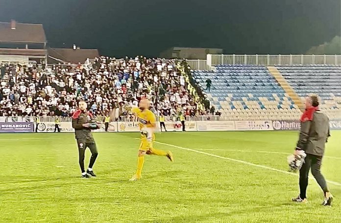 novi-pazar-pobedio-radnicki-1923,-golman-milosevic-izazvao-incident-i-povredio-navijaca-(video)