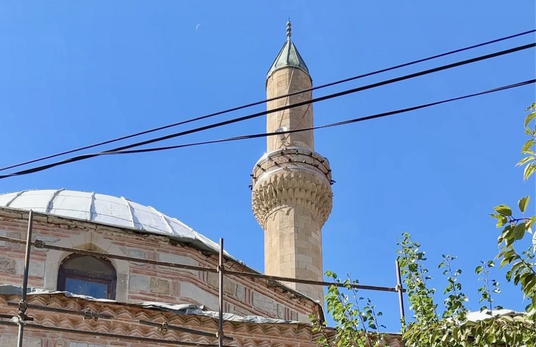 za-rekonstrukciju-altun-alem-dzamije-izdvojeno-67-miliona-dinara-(video)