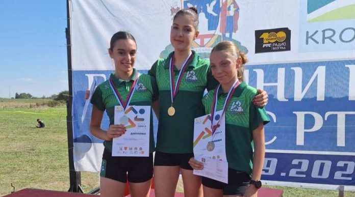 zenska-trka-na-adi-ciganliji:-muric-prva,-mehmedovic-druga