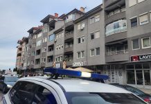 Tragedija u centru Novog Pazara: Dvogodišnje dete palo sa trećeg sprata zgrade tragedija-u-centru-novog-pazara:-dvogodisnje-dete-palo-sa-treceg-sprata-zgrade
