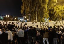 Navijači Novog Pazara protestovali protiv odluke Fudbalskog saveza Srbije navijaci-novog-pazara-protestovali-protiv-odluke-fudbalskog-saveza-srbije
