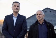 Elvis Doljanac iz Nemačke uz podršku Grada finansirao asfaltiranje puta u Požegi elvis-doljanac-iz-nemacke-uz-podrsku-grada-finansirao-asfaltiranje-puta-u-pozegi