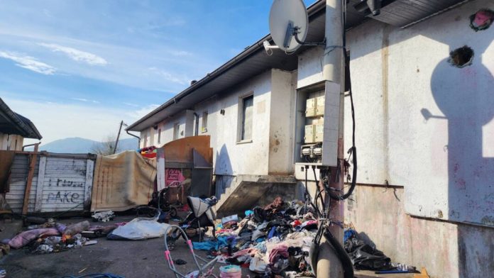 tragedija:-preminulo-dete-(2)-u-novopazarskom-naselju-blazevo