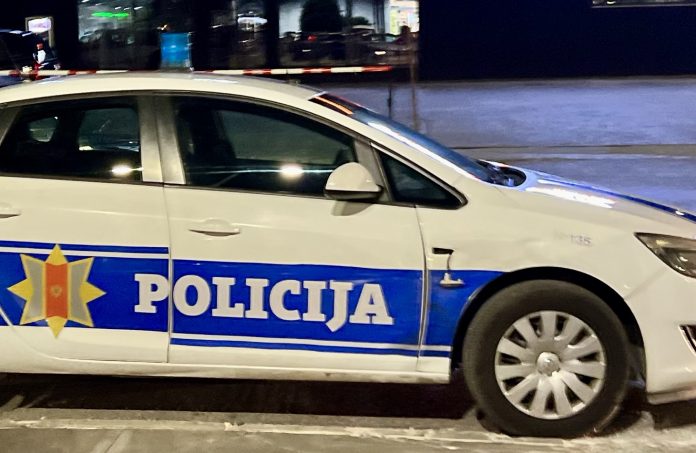 u-saobracajnoj-nesreci-kod-rozaja-poginuo-mladic,-jedna-osoba-tesko-povrijedjena