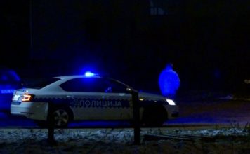 NESREĆA U NOVOM PAZARU! Vozilo pregazilo dete u porodičnom dvorištu nesreca-u-novom-pazaru!-vozilo-pregazilo-dete-u-porodicnom-dvoristu