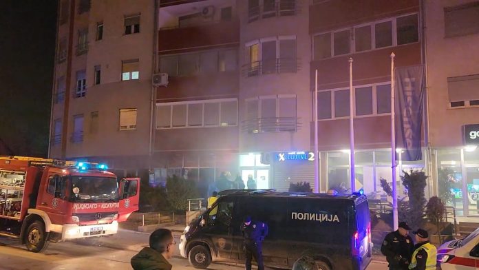 pozar-u-stambenoj-zgradi-u-novom-pazaru:-dve-osobe-hospitalizovane