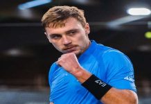 MEĐEDOVIĆ POKAZAO SRCE ŠAMPIONA! Novopazarac izbacio Cicipasa posle tri seta drame! medjedovic-pokazao-srce-sampiona!-novopazarac-izbacio-cicipasa-posle-tri-seta-drame!