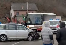 /VIDEO/ TEŽAK SUDAR u Sandžaku: Smrskani automobili, velike kolone na putu /video/-tezak-sudar-u-sandzaku:-smrskani-automobili,-velike-kolone-na-putu