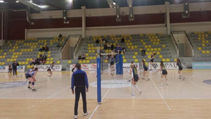 odbojkasice-novog-pazara-ostale-u-opasnoj-poziciji-nakon-poraza-od-volej-stars