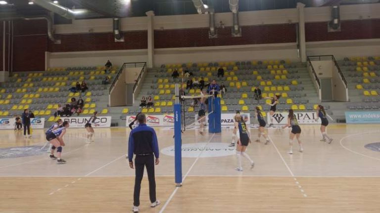 Odbojkašice na korak od nižeg ranga: Novi Pazar – Volej stars 0:3