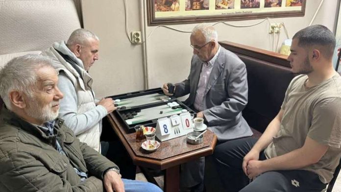 resad-ljajic-pobednik-ramazanskog-turnira-u-tavli resad-ljajic-pobednik-ramazanskog-turnira-u-tavli