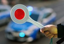 Rožajac uhapšen zbog vožnje pod dejstvom narkotika, protiv suvozača podnijeta krivična prijava rozajac-uhapsen-zbog-voznje-pod-dejstvom-narkotika,-protiv-suvozaca-podnijeta-krivicna-prijava